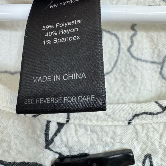 Tommy Bahama Size Large Village High Rise Linen Easy Shorts Tropical Pink - Picture 7 of 8